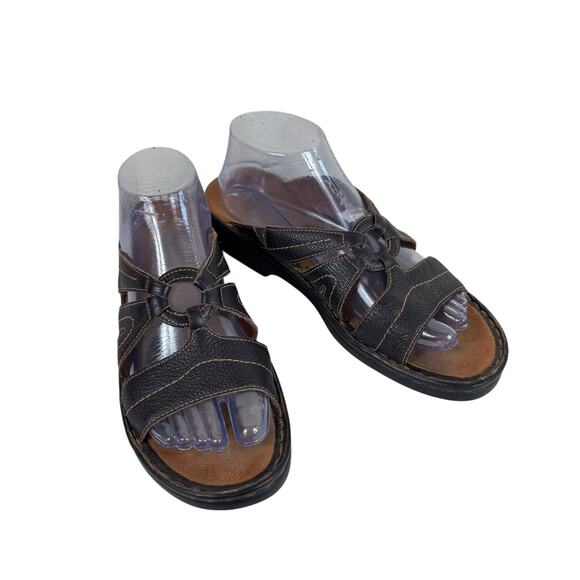 Clarks Brown Pebbled Leather Strappy Slip On Low Heel Slide Sandals Size 8 - Picture 1 of 8